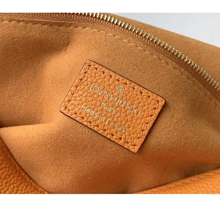 Fashionrepsfam ru 19B570369 Bags LV 1014